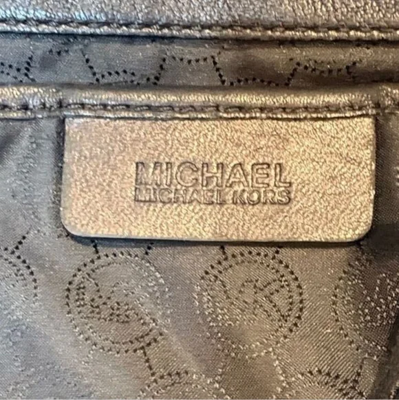 Michael Kors Susannah Black Quilted Leather Shoulder Bag with Chain Straps - Picture 14 of 16